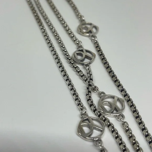 David Yurman Station Logo Box Chain Necklace - Picture 5 of 8